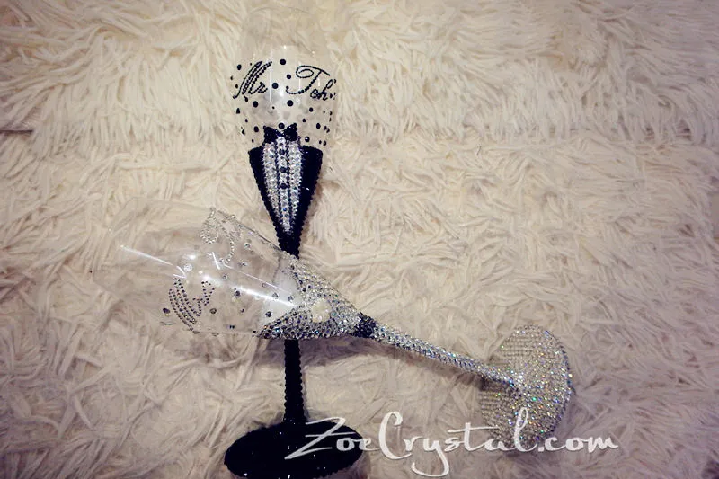 Mr and Mrs Champagne Flutes-Crystals Bling Champagne Toasting Flutes - Wedding Toasting Glasses - Bride and Groom Toast - Set of 2