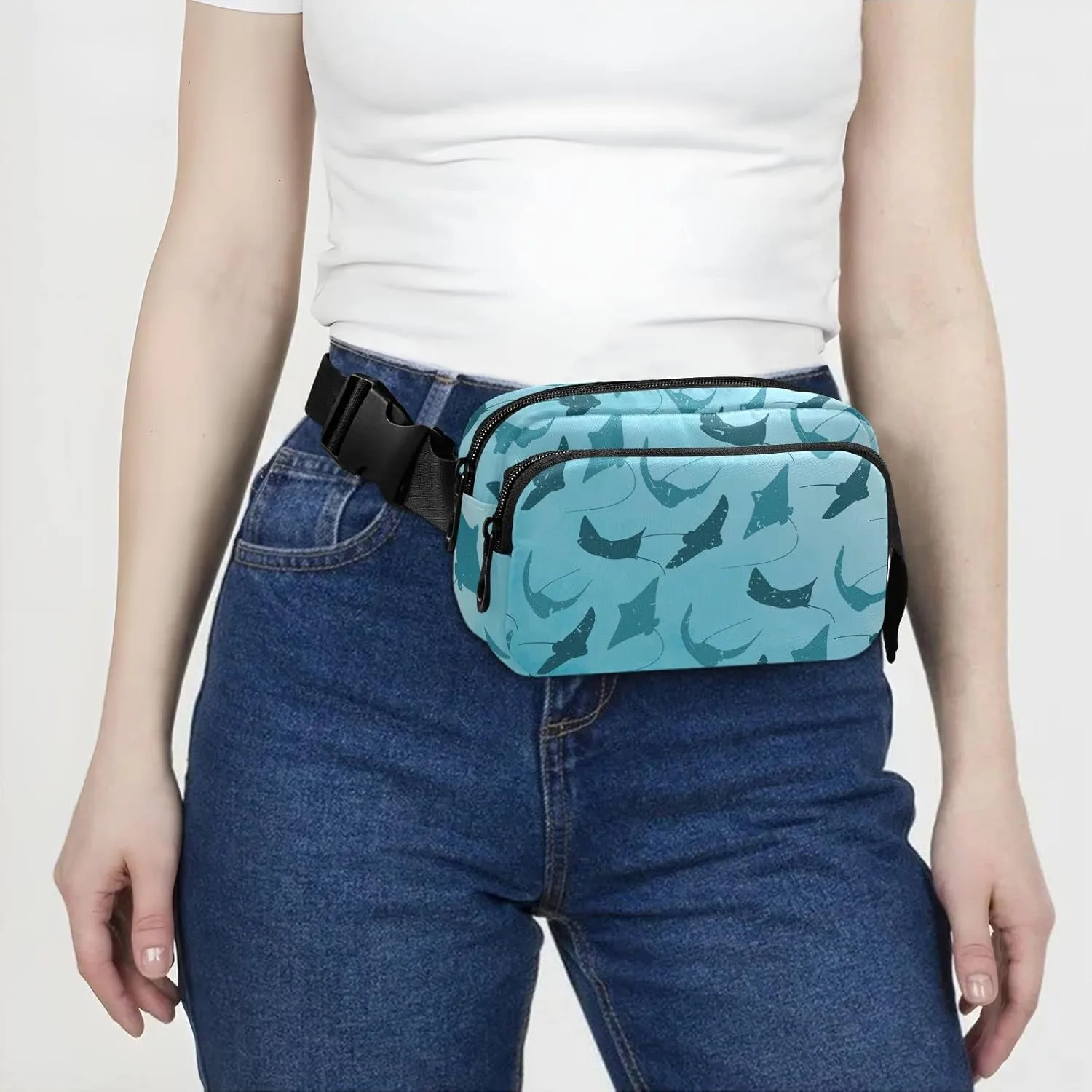Ocean Manta Rays Fish Fanny Pack for Men Women,Crossbody Waist Bag Pack with Adjustable Strap Mini Belt Bag for Running Cycling
