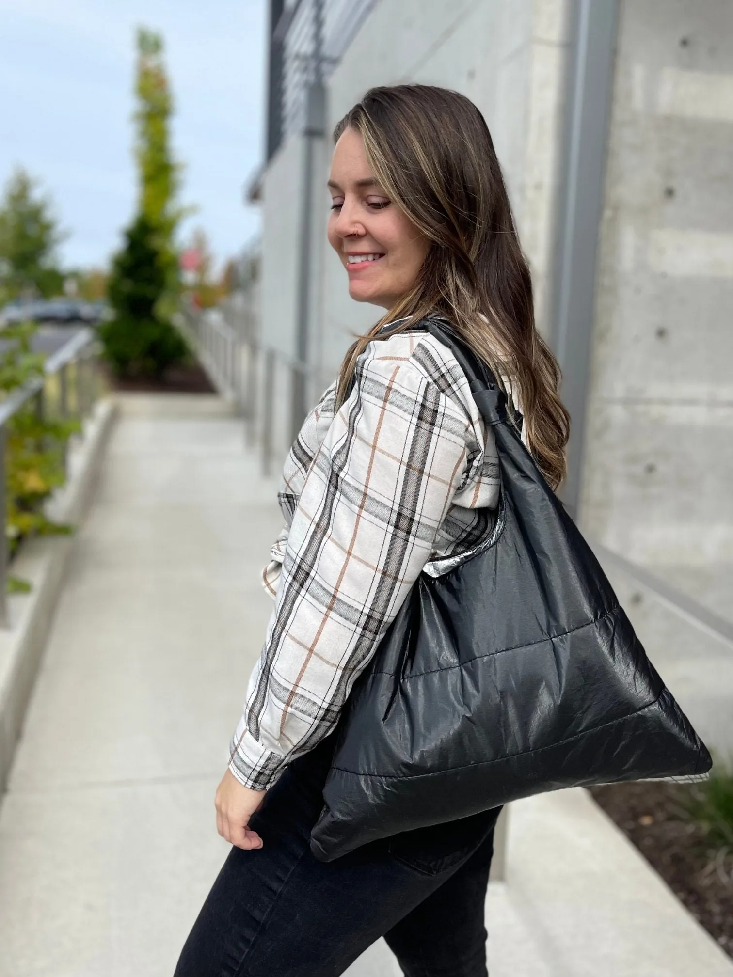 Set of Two - Everyday Puffer "Knot" Purse Tote Essentials in Shimmer Black