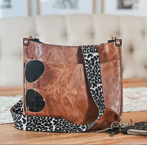 Sydney Crossbody - Brown